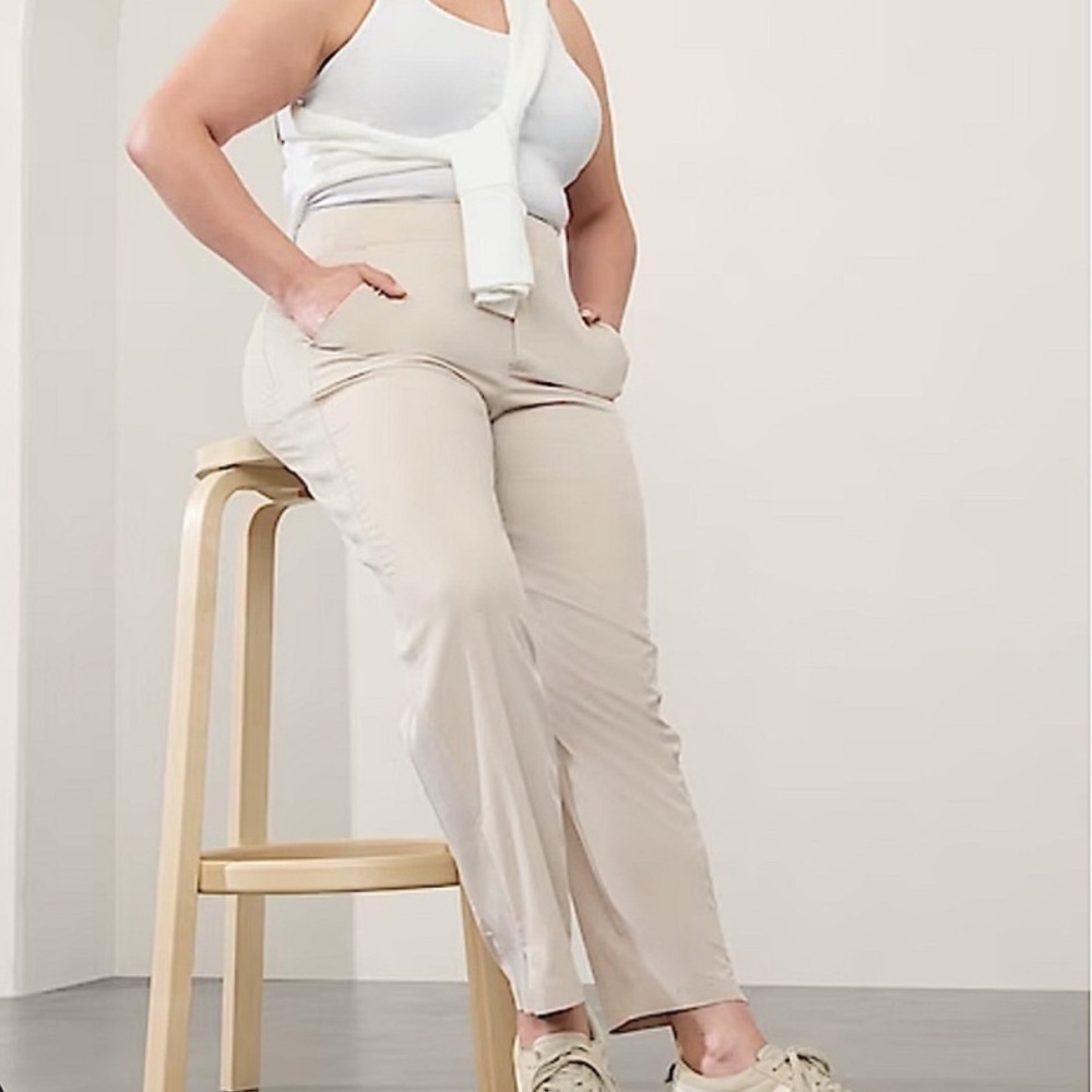 Athleta Brooklyn Heights Mid Rise Ankle Pant Size 14 Tailored Fit Stretch UPF 40